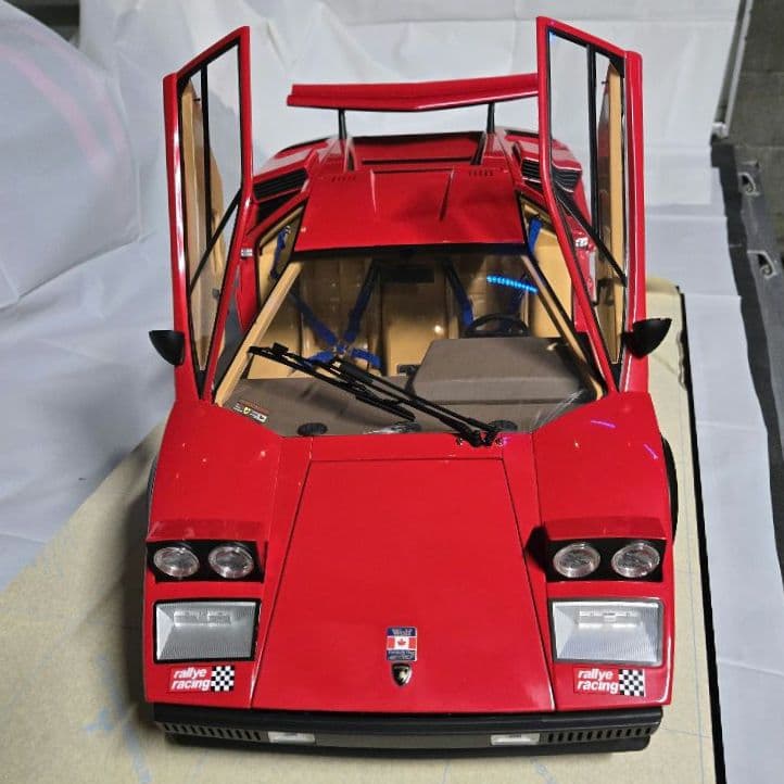 ディアゴスティーニ 1/8 ランボルギーニカウンタックLP500S