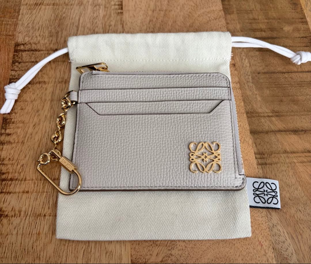 極美品＊アナグラム スクエア カードホルダー　ライトゴースト ケース