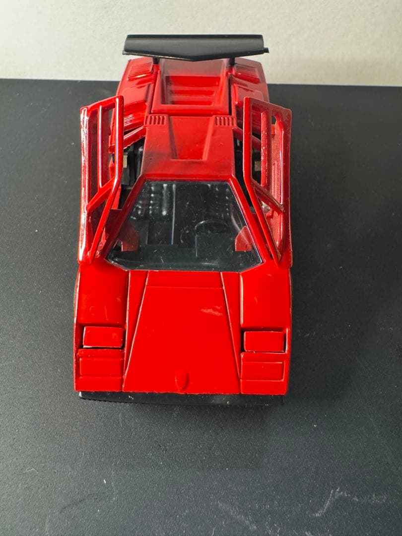 Lamborghini Countach LP500S ランボルギーニ1/43