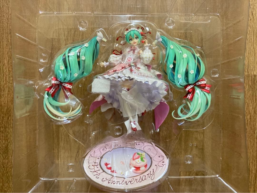 グッドスマイルカンパニー 1/7 初音ミク 15th Anniversary