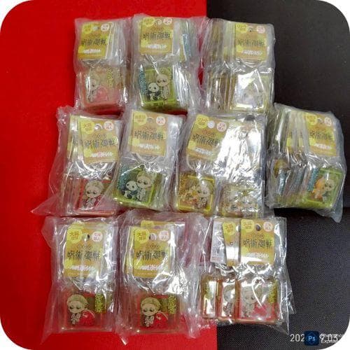呪術廻戦ご当地キーホルダー段ボール一杯詰め合わせ丸ごと問屋売り！