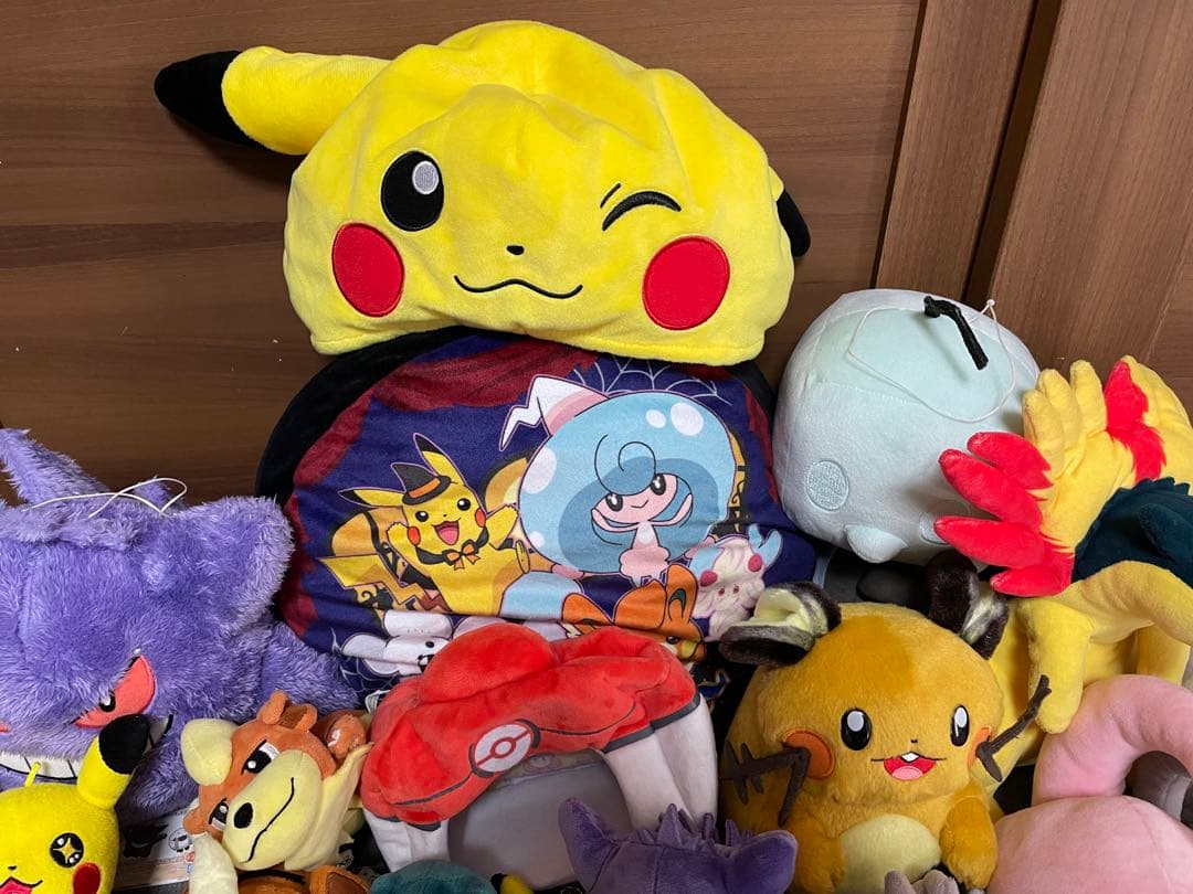 ポケモンまとめ売り（ぬいぐるみ、ガチャガチャなど）