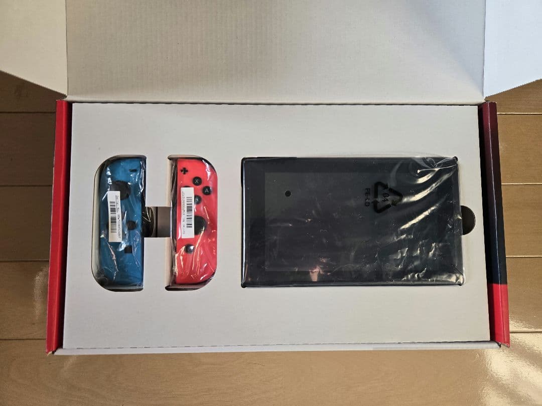 マ*ー様 Nintendo Switch 本体 (付属品全て込み)