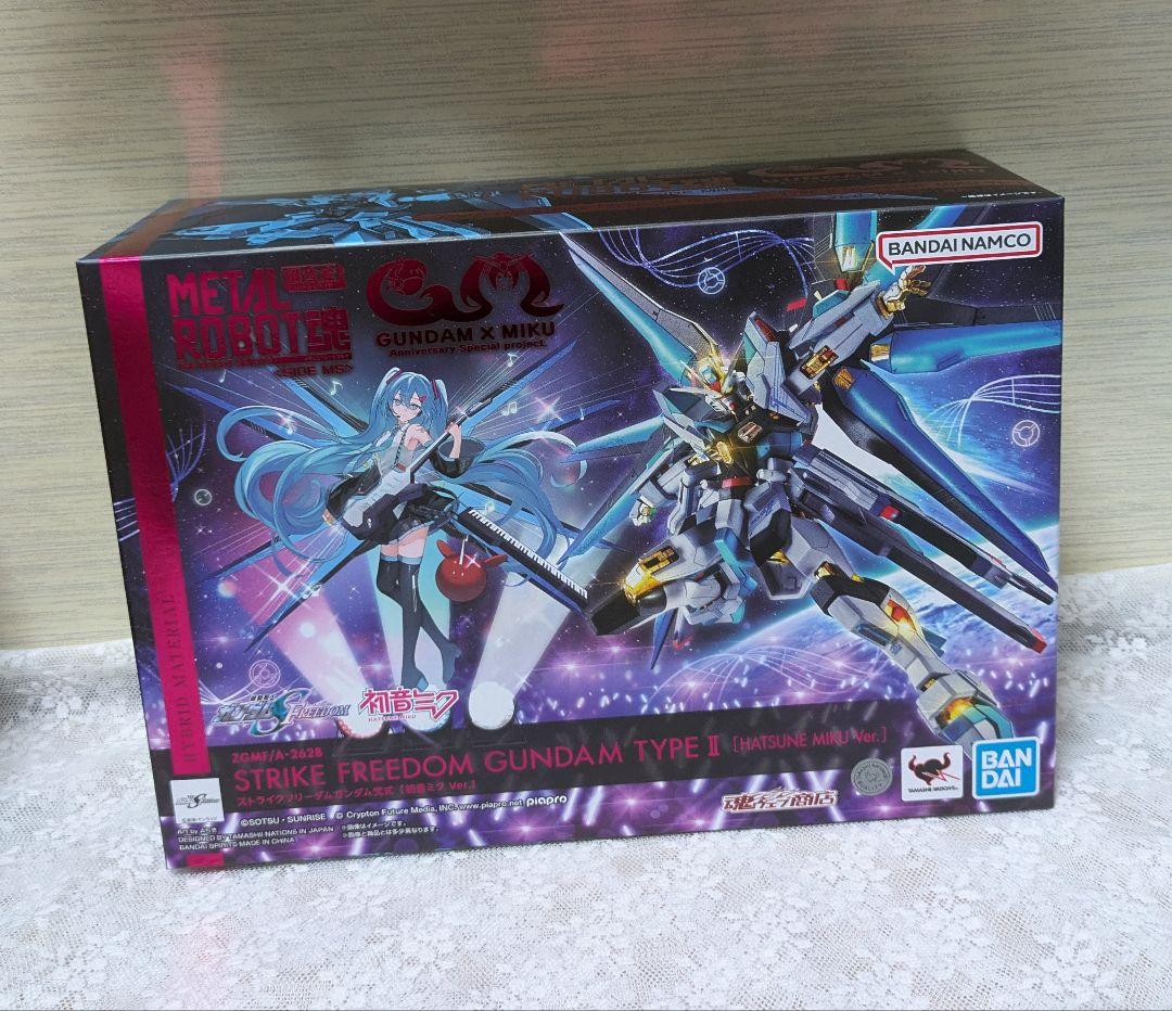 L ROBOT魂 ストライクフリーダムガンダム弐式 ［初音ミク Ver.