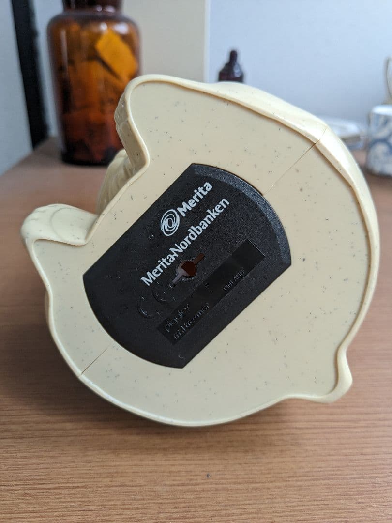 北欧ヴィンテージオリジナルNordea銀行ノベルティ しろくま貯金箱