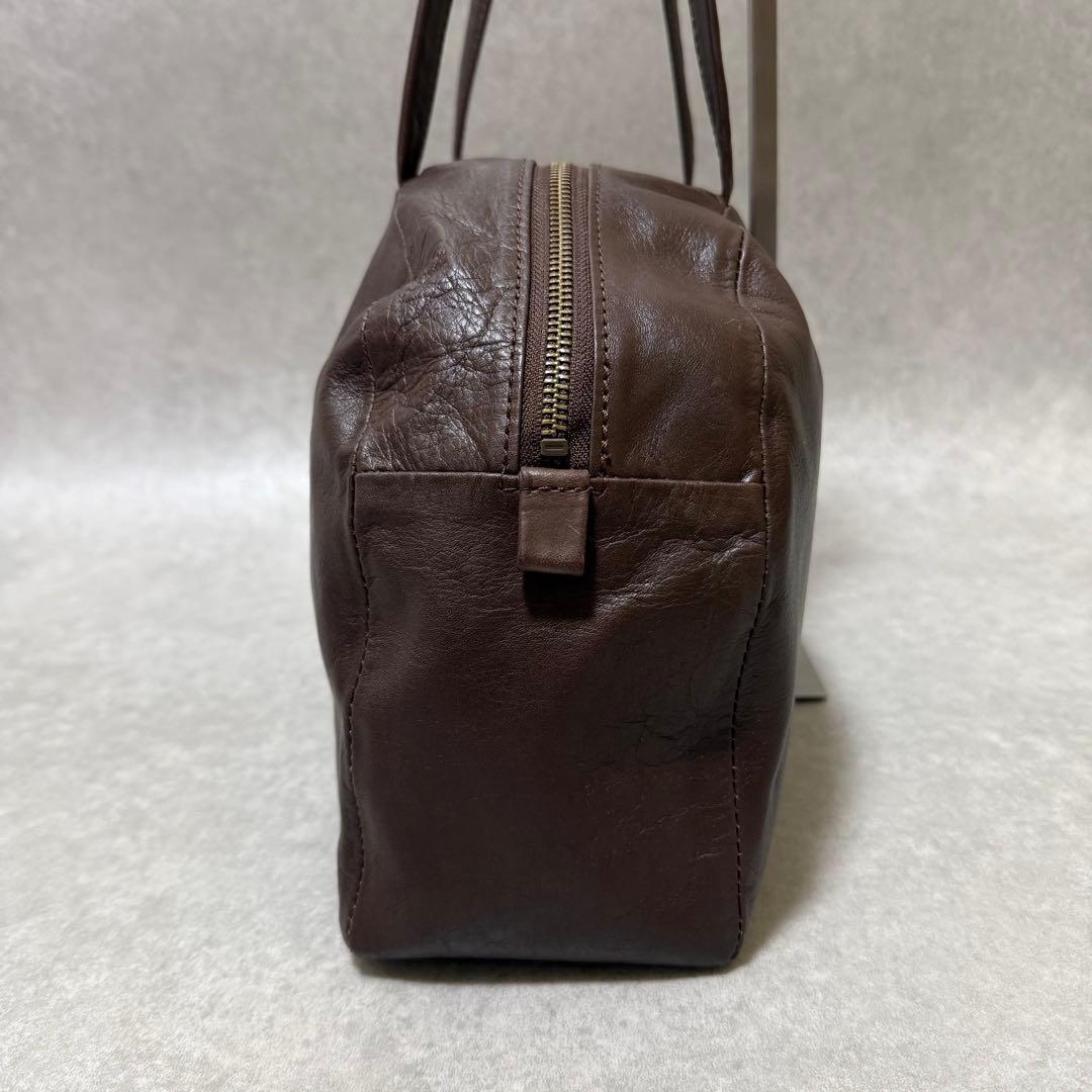 「がんばりどきも私らしく」一田憲子さんとつくったラウンドレザーバッグブラウン