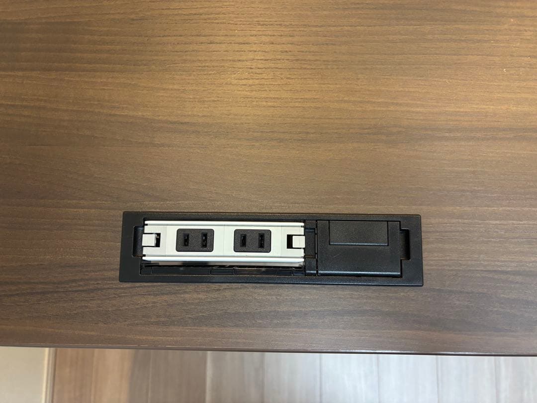 オカムラ 電動昇降デスクSwift スイフト 幅155×奥行77.5cm 20万