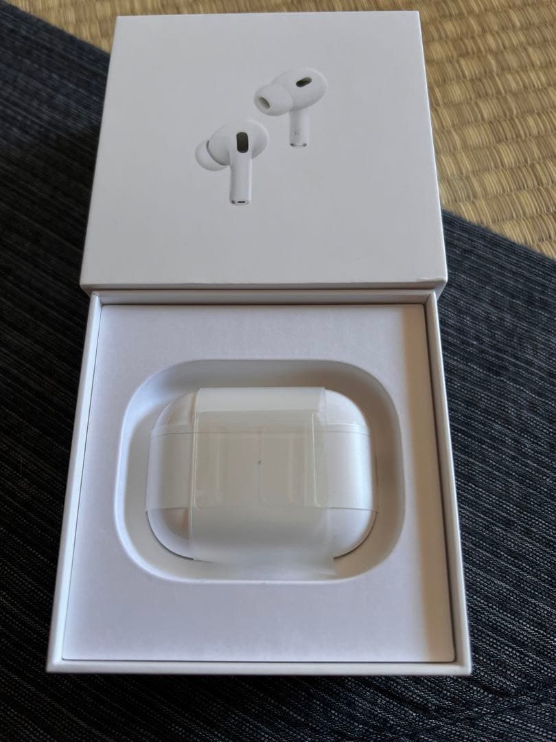 極美品・正規品】 AirPods Pro（第2世代） 【極美品・正規品】 Pro（