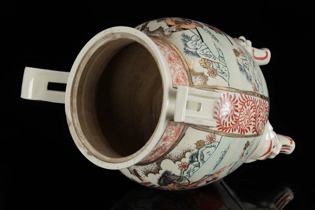 薩摩焼 丸十字家紋 金襴手色絵金彩 武者人物図 獅子摘 三足香炉