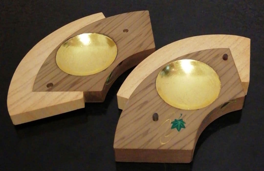 清水晃樹作 加州工芸 神代杉 清流魚絵 扇面 香合 共箱 栞付 茶道具