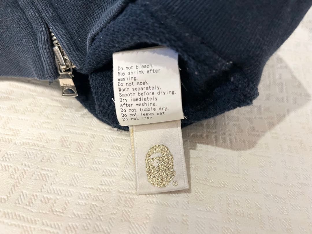 A BATHING APE ネイビーパーカー M