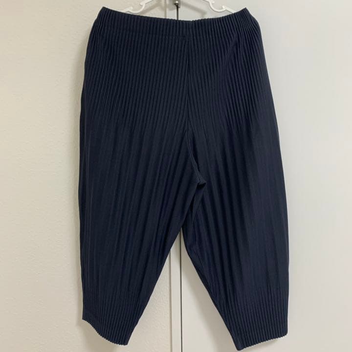 HOMME PLISSÉ ISSEY MIYAKEサイズ3 プリーツパンツ 紺 オン