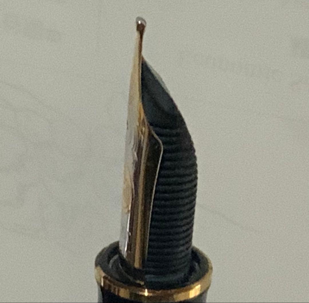 Pelikan M1000 金キャップ(925銀) PF印　3B