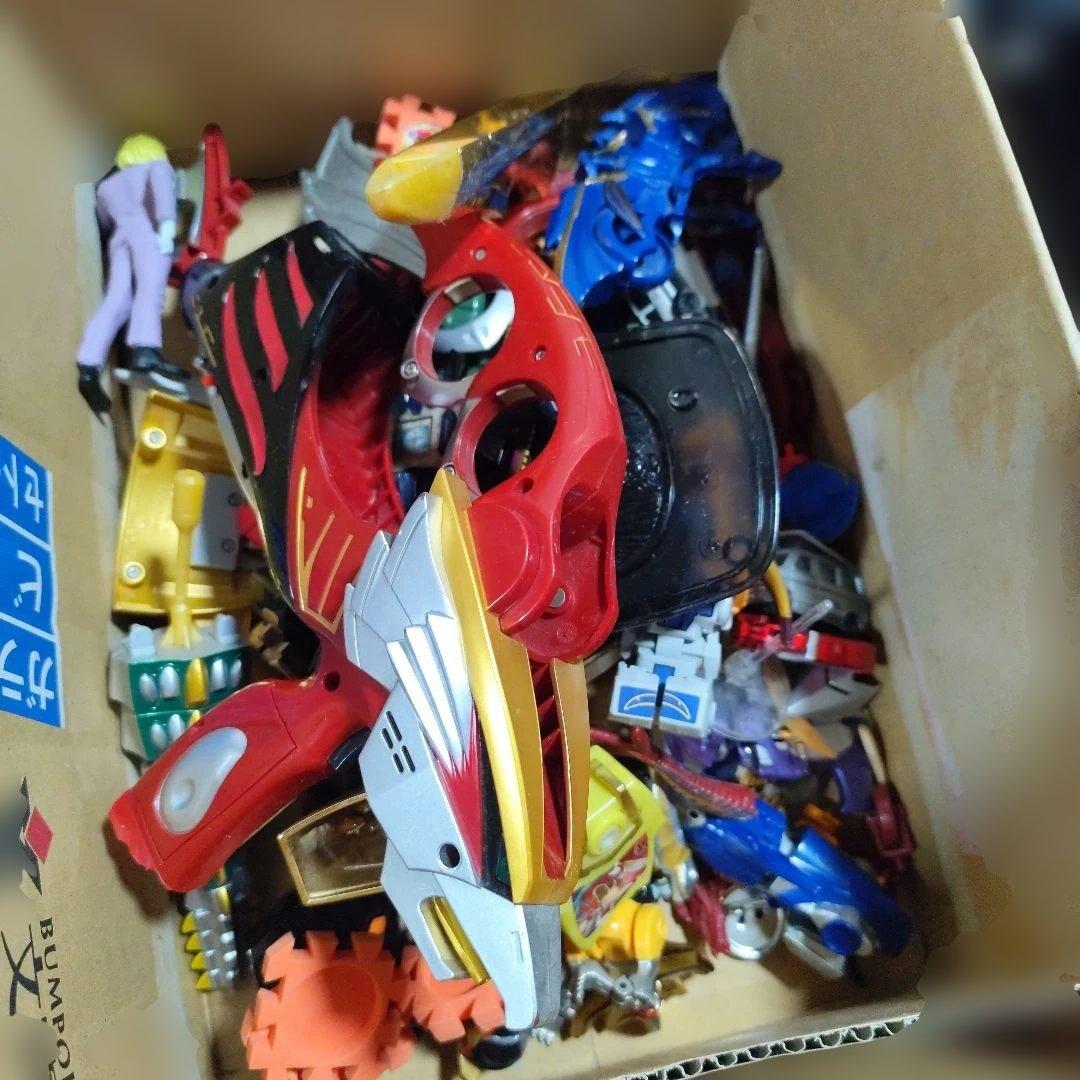 h*e様 百獣戦隊ガオレンジャー パーツ まとめ売り他ミニカーなど 百獣戦隊ガオレンジャー