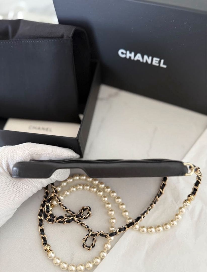 SALE】CHANEL パールストラップ iPhone14ProMAXケース