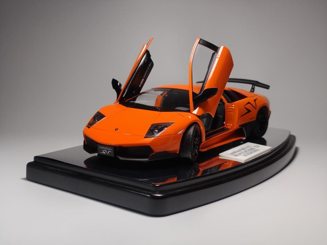 1/24 ランボルギーニ ムルシエラゴ SV 完成品