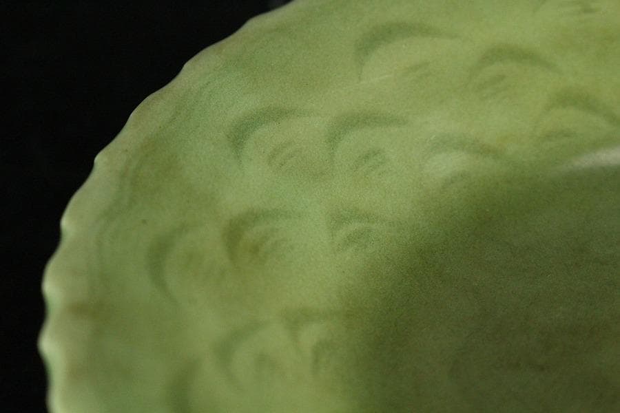 中国美術 青磁 吉字 皿(K-A722) - メルカリ