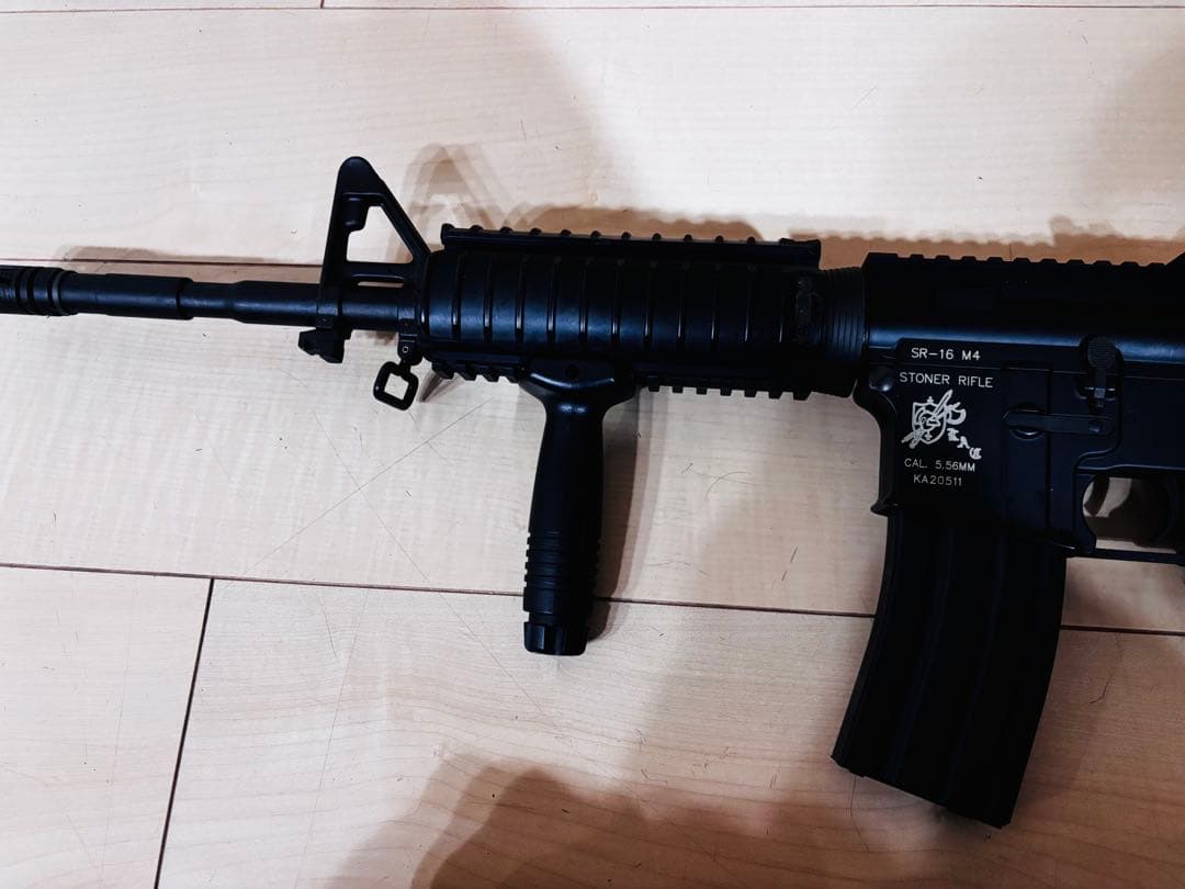 東京マルイ　SR-16 M4 電動ガン　ケース　マガジンおまけ付き　ジャンク品