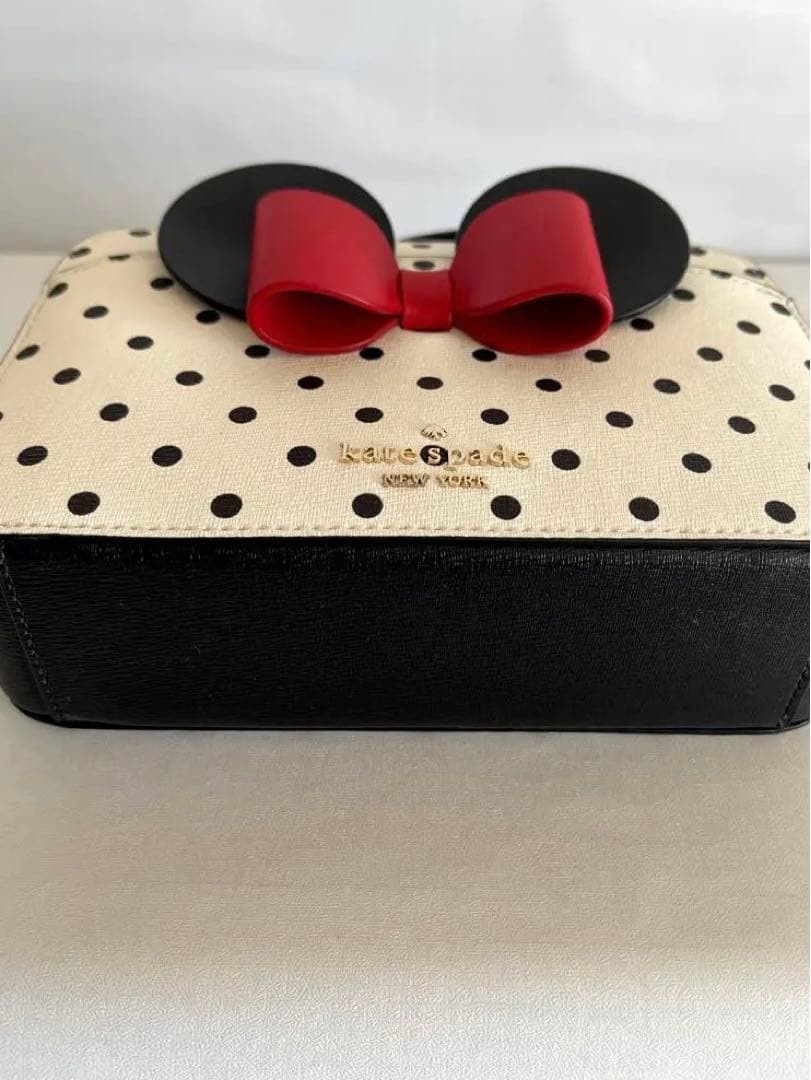 新品)ミニーちゃん　ケイトスペード ショルダーバッグ レディース ホワイト