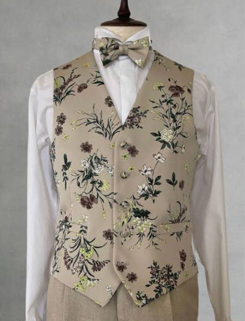 【美品】タキシード ベスト＆タイ｜チュノアウェディング 美品】タキシード ベスト＆タイ｜チュノアウェディング 美品