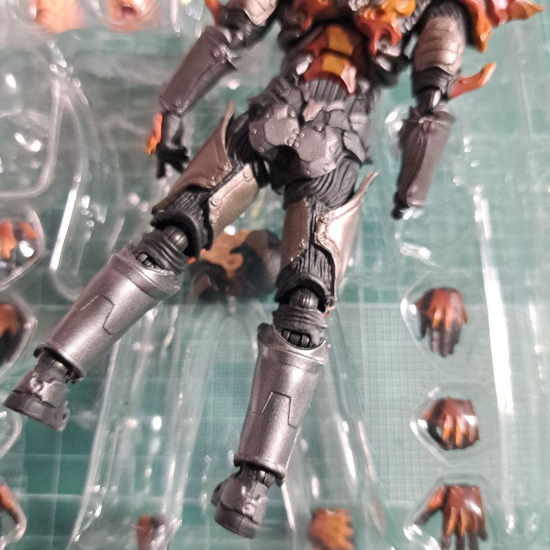 S.H.Figuarts ジャグラス ジャグラー(ヘビクラショウタVer.)