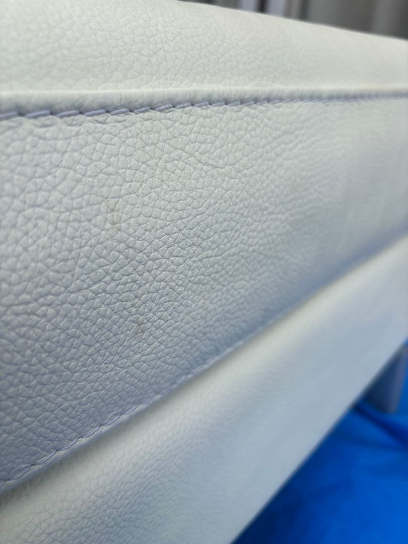 IDC大塚家具 レザー オットマン