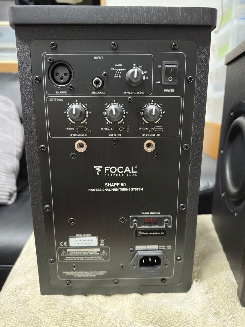 FOCAL Shape 50 ペア