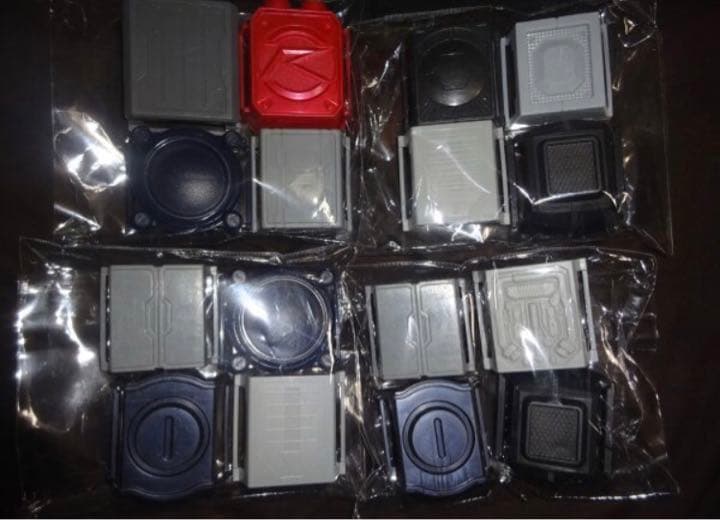 仮面ライダー ベルト ベルト止めのみ まとめ 48個 (買542）（3月19日）