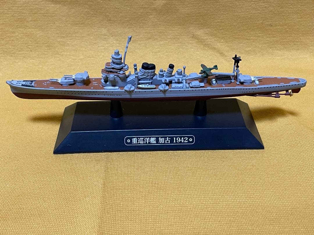 戦艦・重巡洋艦・軽巡洋艦・駆逐艦・航空母艦ミニチュア 18隻