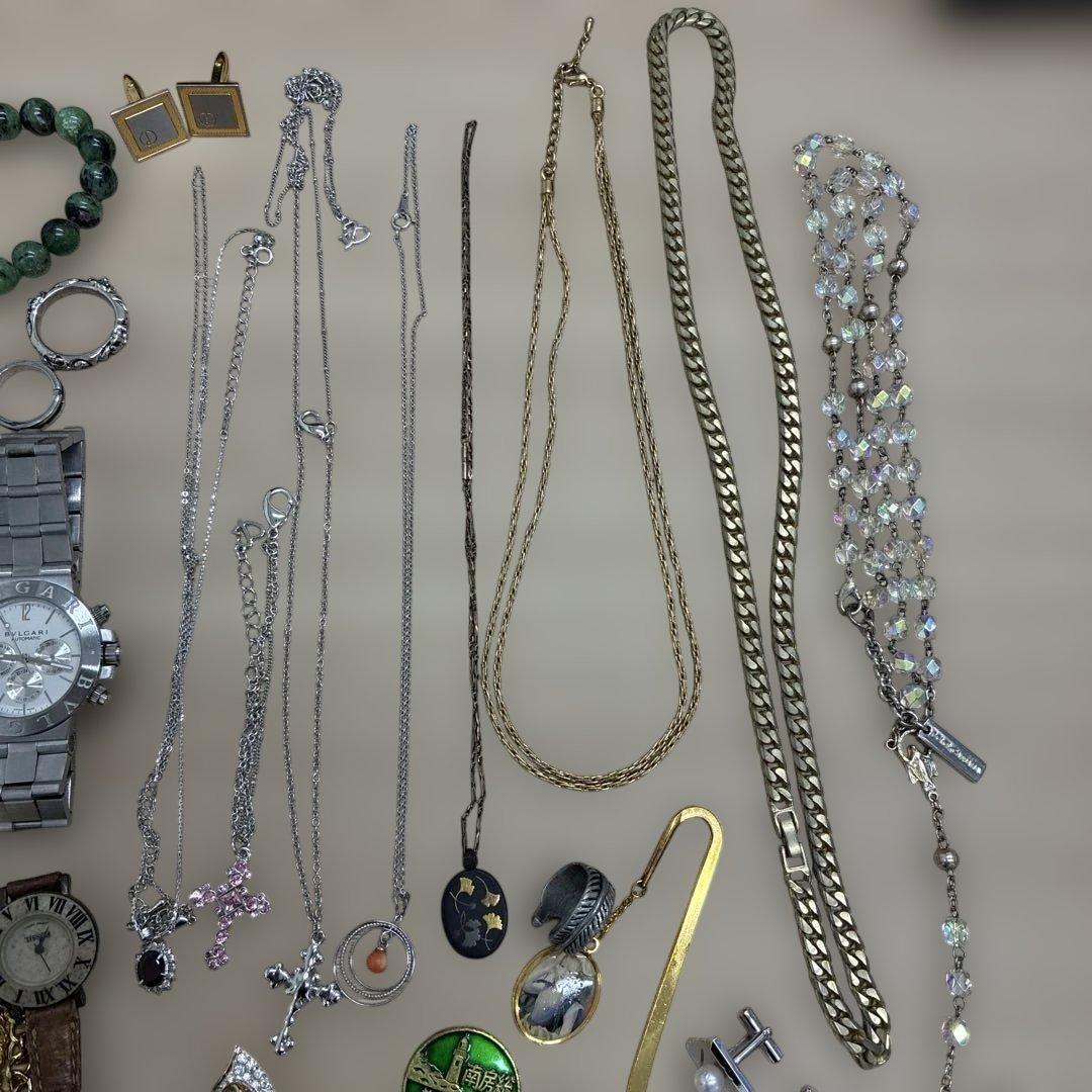 遺品整理　アクセサリー　ネックレス　イヤリング　ブレスレット