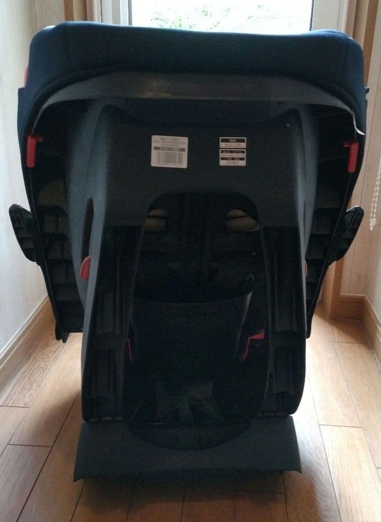 combi コンビ チャイルドシート ウィゴーロングシリーズ HH ネイビー