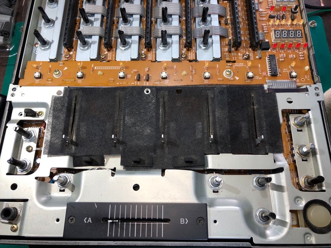 pioneer dj パイオニア DJM-500 フェーダーメンテナンス