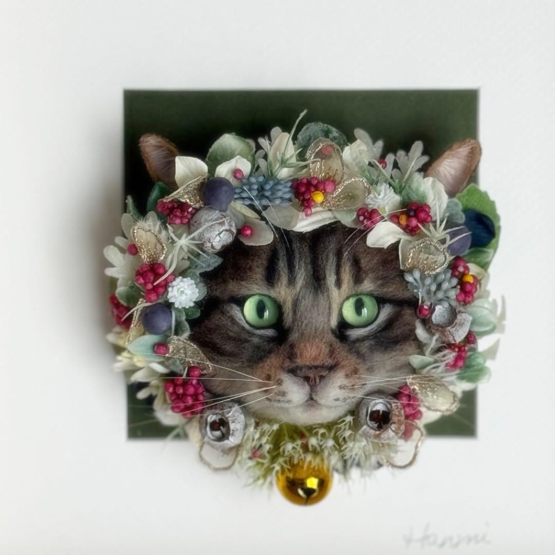 羊毛フェルト キジトラ 猫 クリスマスリース 立体フレーム 猫 一点物