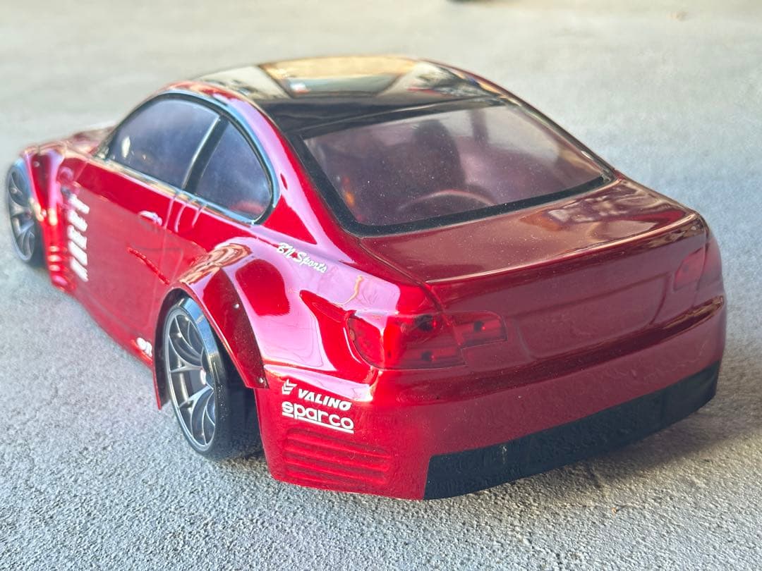 BMW M3 E92 LIBERTYWALK風　オーバーフェンダー