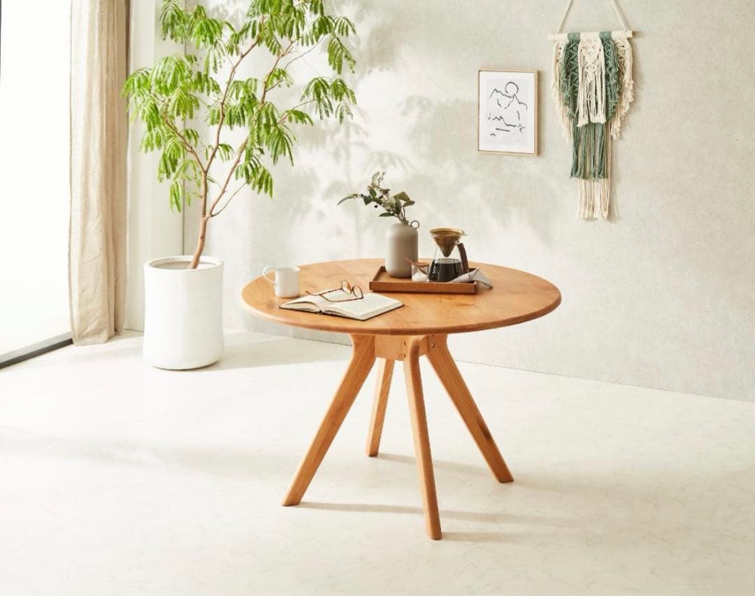 ダイニングテーブル　110㎝　円形　アルダー　無垢　北欧　可愛い