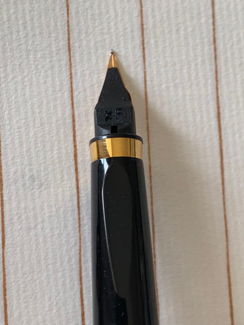 Parker（パーカー） Premier 万年筆 18K