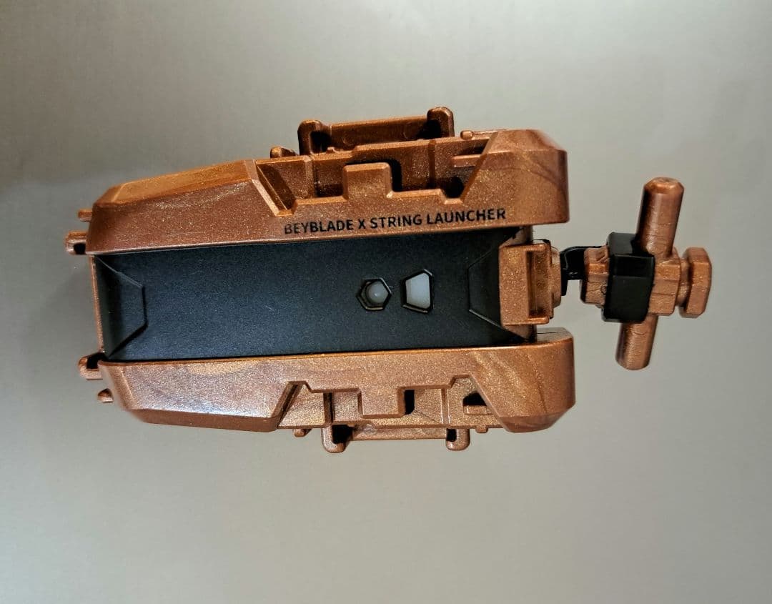 ベイブレードx G2大会 3位入賞景品 ストリングランチャー ブロンズ