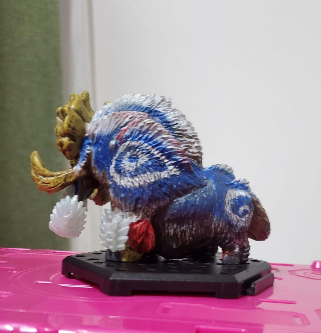 モンスターハンター モンハン フィギュア 銀嶺ガムート - メルカリ