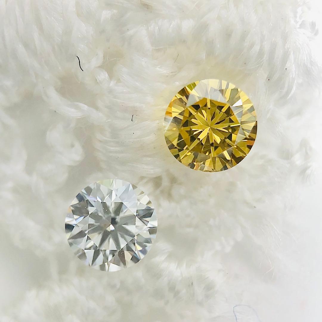 0.140ct F.D. Orangy Yellow VS-2 イエローダイヤ