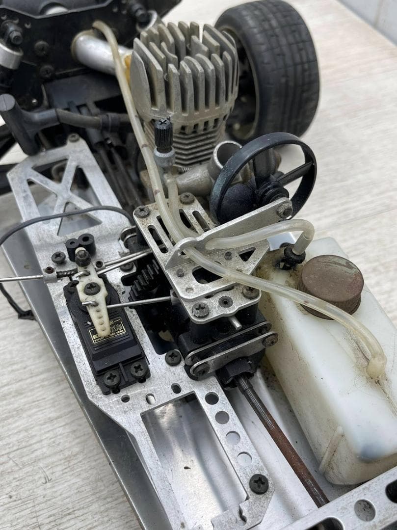 京商 1/8 アウディ クワトロ GS21 ラジコン エンジンカー シャーシ