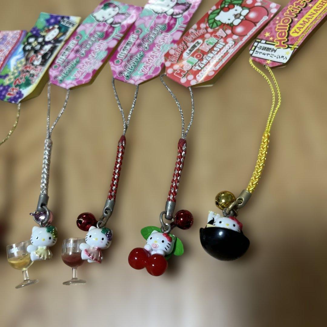 ご当地キティ　山梨限定　7種セット　根付けストラップ