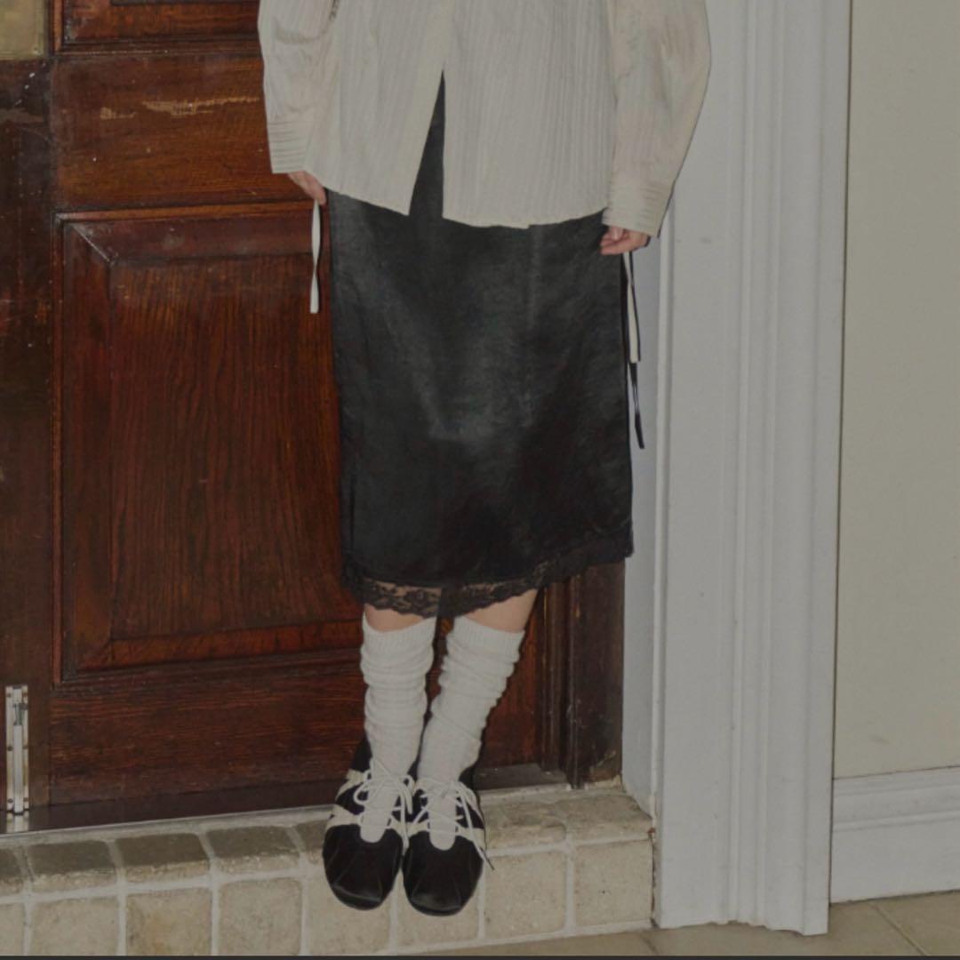 giunon クラッシュサテンレーススカート