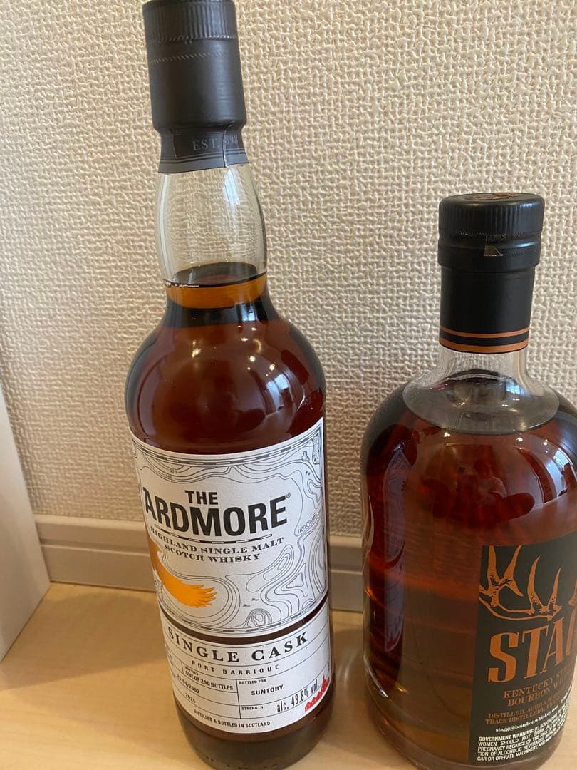 2本セットウィスキー スタッグ ケンタッキー と アードモア シングルカ