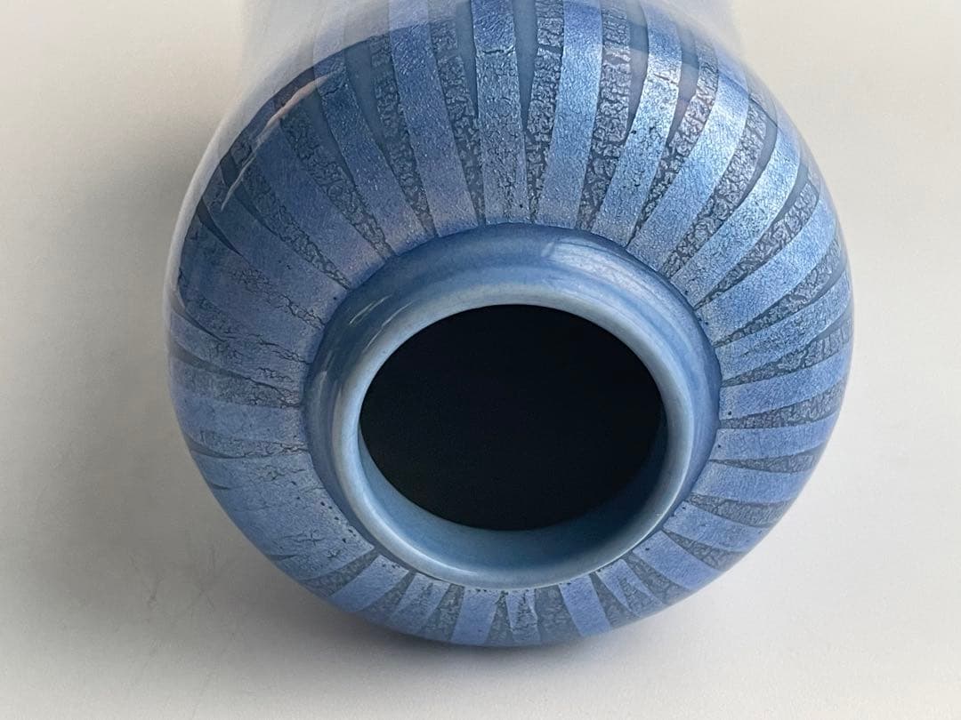 人間国宝　陶芸家　中田一於　釉裏銀彩　花入　九谷焼　共箱　小野珀子