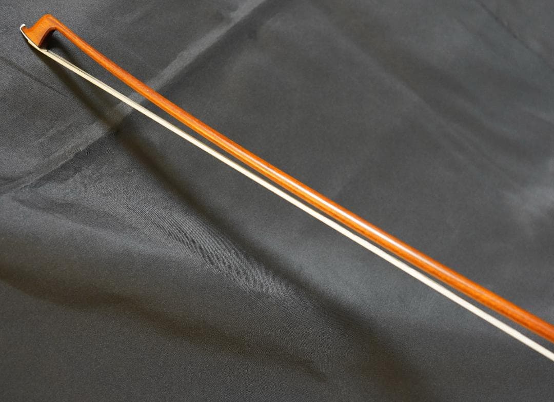 メロディー様　バイオリン　弓　フェルナンブーコ　新品　1/2 ☆2