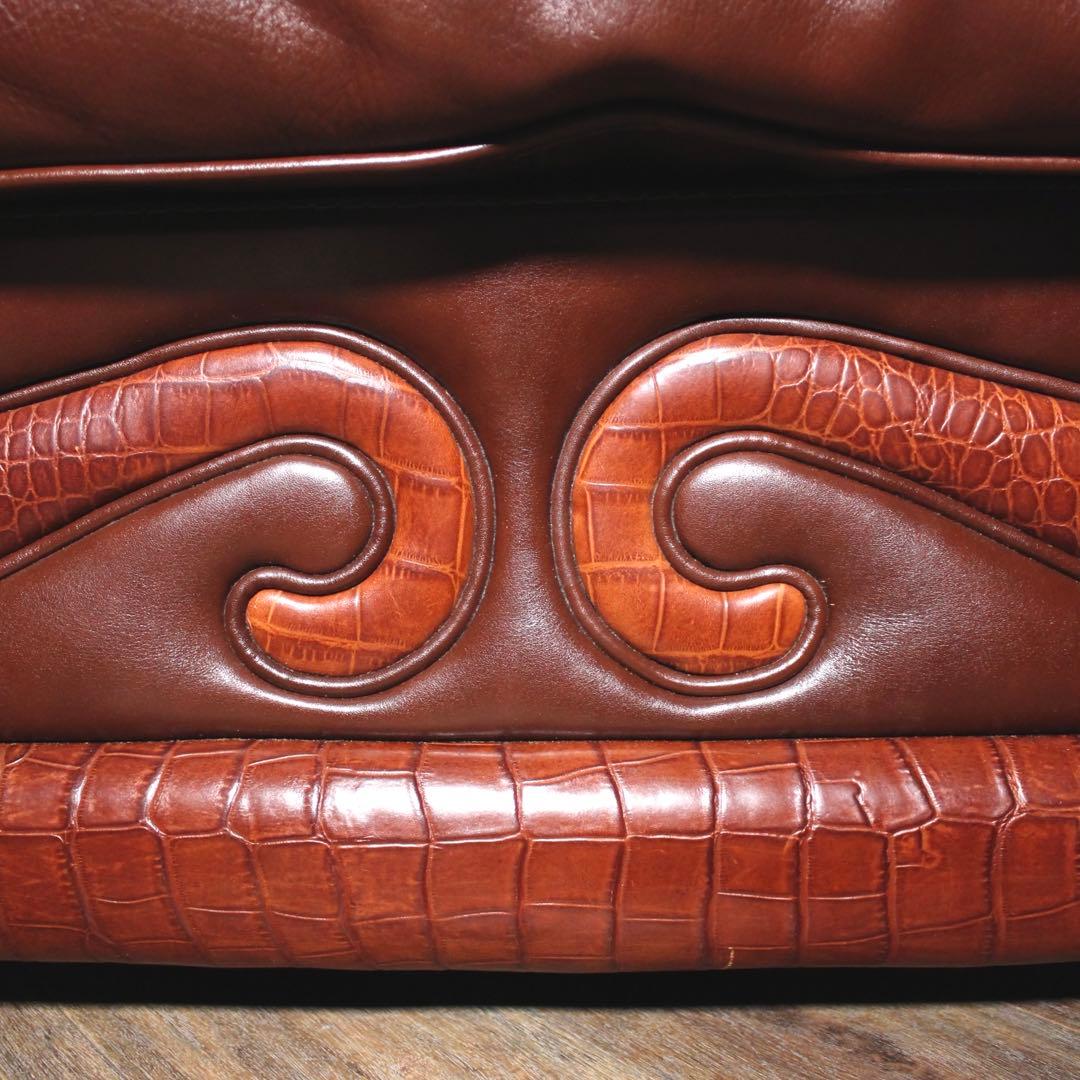 首都圏送無料〜BASTEXイタリアアンティーク超一流ソファ 総本革＋ワニ革