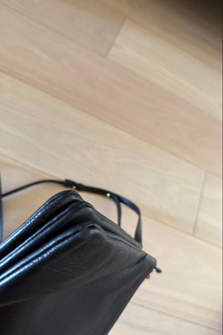 CÉLINE トリオ 黒 レザー ショルダーバッグ　ラージ