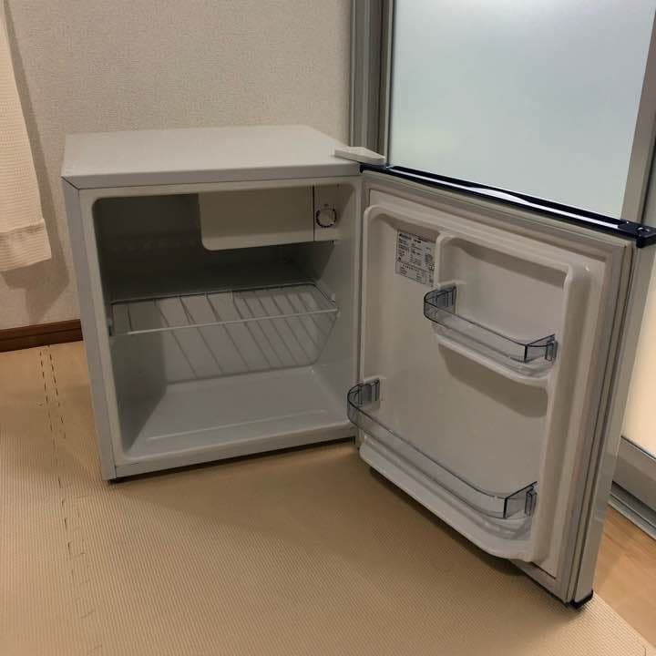 Abitelax 小型冷蔵庫 美品】AbitelAx ミニ冷蔵庫 AR-45KS（2021年製