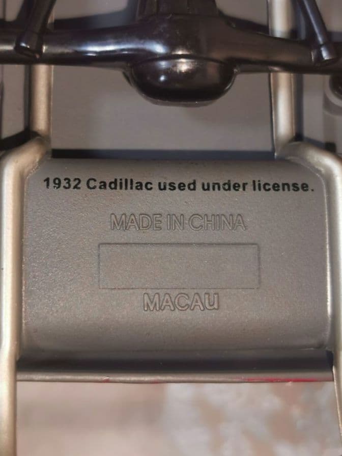 希少　サンスター　DELUXE TUDOR　1/18 キャデラック