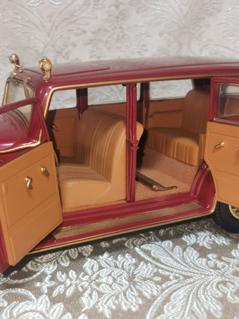 希少　サンスター　DELUXE TUDOR　1/18 キャデラック